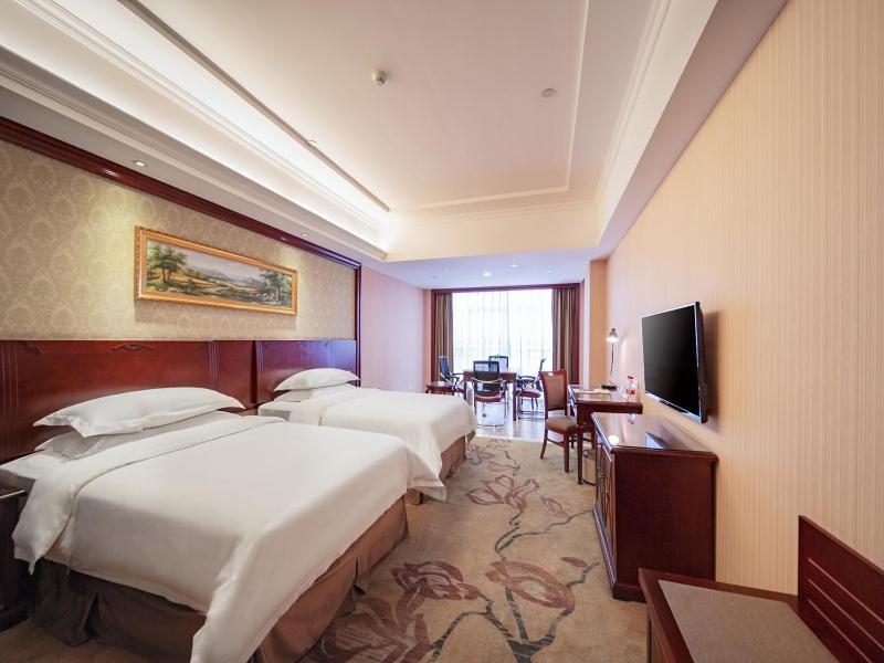Vienna Classic Hotel Shizhongshan Avenue Jiujiang  Exterior photo